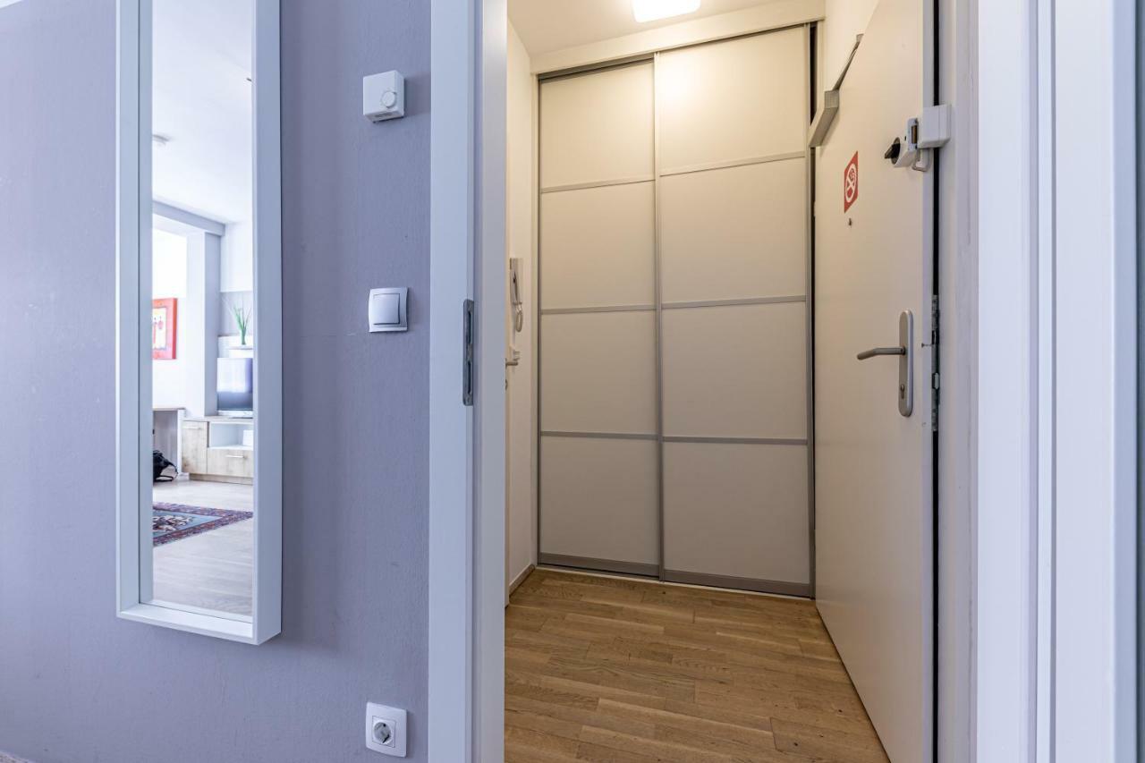 Christian Apartments Oper - Contactless Check In Wien Eksteriør bilde